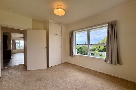 Photo of property in 107 Bleakhouse Road, Mellons Bay, Auckland, 2014