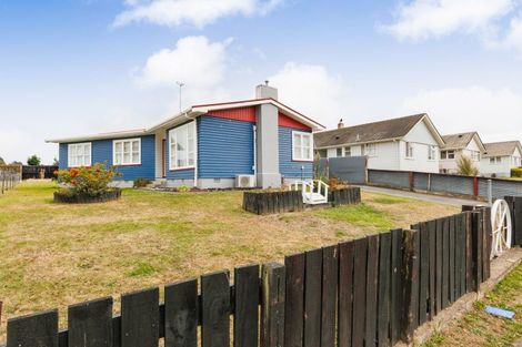 Photo of property in 30 Mccorkindale Street, Feilding, 4702