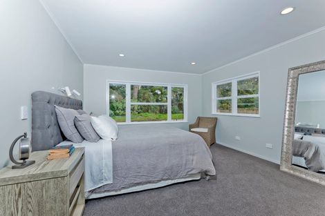 Photo of property in 51 Cambridge Road, Riverhead, 0820