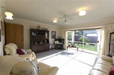 Photo of property in 102 Peverel Street, Riccarton, Christchurch, 8041