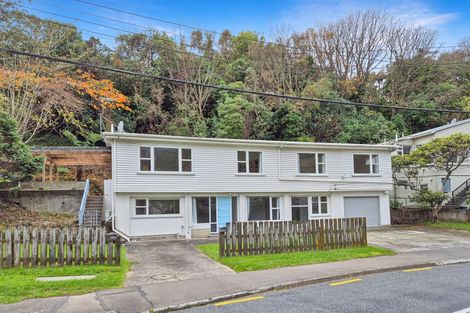 Photo of property in 50 Randwick Road, Northland, Wellington, 6012