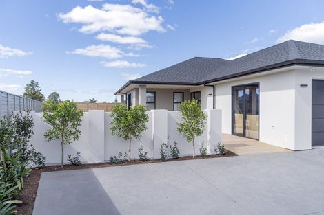 Photo of property in 168 Kupe Drive, Whitianga, 3510