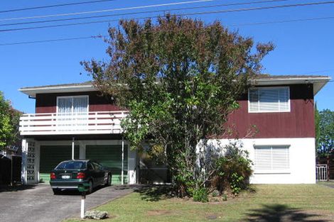 Photo of property in 1 Divich Avenue, Te Atatu South, Auckland, 0610
