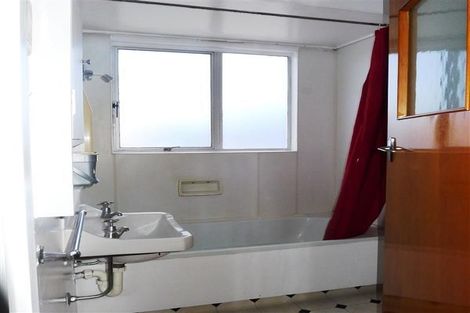 Photo of property in Adelphi Apartments, 183 The Terrace, Wellington Central, Wellington, 6011