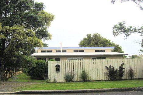 Photo of property in 11 George Point Road, Onerahi, Whangarei, 0110