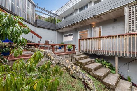 Photo of property in 1/17 Havenwood Place, Birkenhead, Auckland, 0626