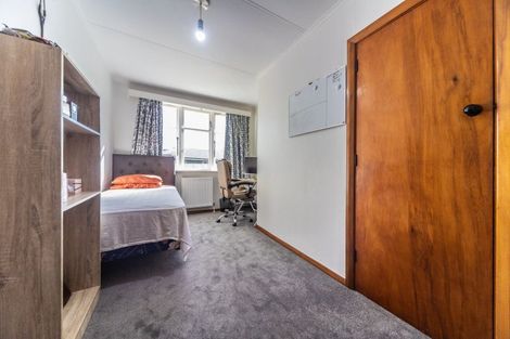 Photo of property in 16 Leicester Street, Terrace End, Palmerston North, 4410