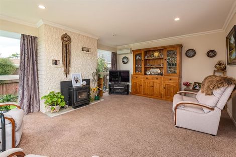 Photo of property in 23 Barnes Road, Redwood, Christchurch, 8051