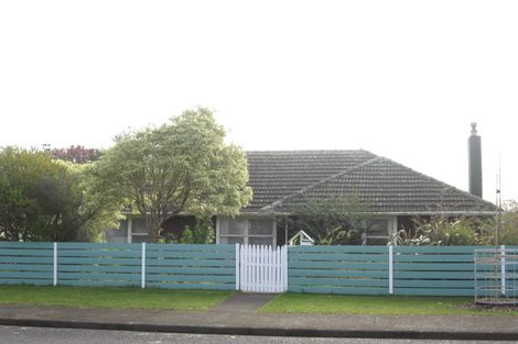 Photo of property in 17 Mountfort Street, Manurewa, Auckland, 2102