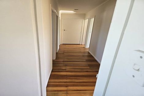 Photo of property in 84a Kaurilands Road, Titirangi, Auckland, 0604