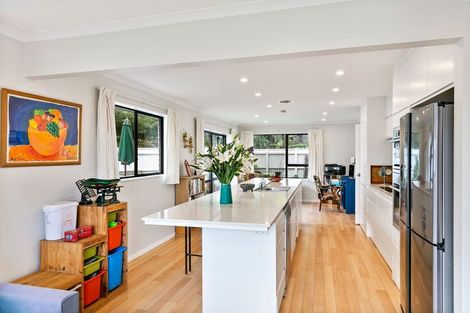 Photo of property in 61 Satara Crescent, Khandallah, Wellington, 6035