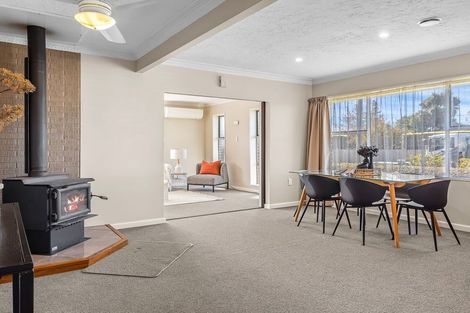 Photo of property in 21 Munro Street, Redwood, Christchurch, 8051