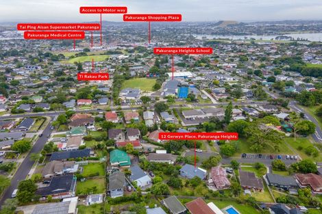 Photo of property in 12 Gerwyn Place, Pakuranga Heights, Auckland, 2010
