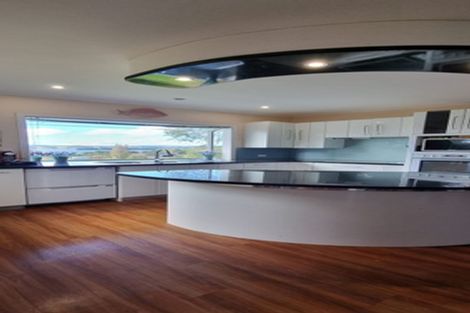 Photo of property in 11 Fenton Terrace, Cockle Bay, Auckland, 2014