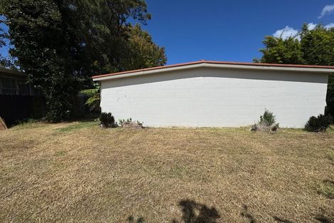 Photo of property in 2/17 Glengarry Road, Glen Eden, Auckland, 0602