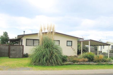Photo of property in 220a Otahu Road, Whangamata, 3620