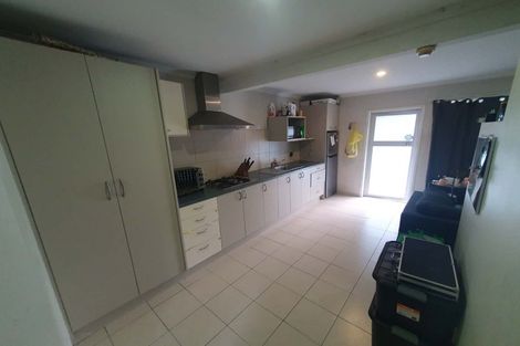 Photo of property in 30 Darcy Place, Massey, Auckland, 0614