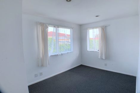 Photo of property in 385 Bucklands Beach Road, Bucklands Beach, Auckland, 2012