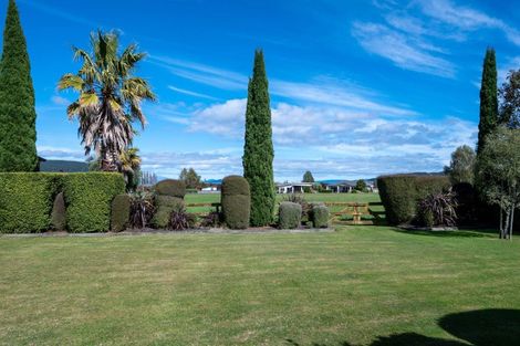 Photo of property in 9 Montgomery Crescent, Kinloch, Taupo, 3377