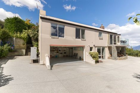 Photo of property in 5 Windsor Place, Queenstown, 9300
