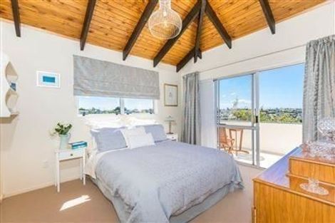Photo of property in 39 Mountbatten Avenue, Hillcrest, Auckland, 0627