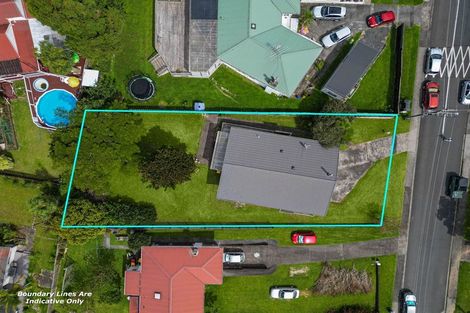 Photo of property in 17 Divich Avenue, Te Atatu South, Auckland, 0610