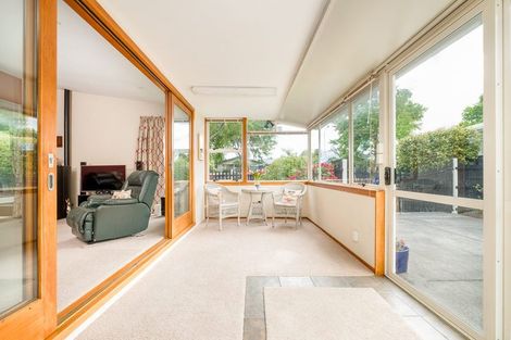 Photo of property in 72 Woodbury Street, Russley, Christchurch, 8042