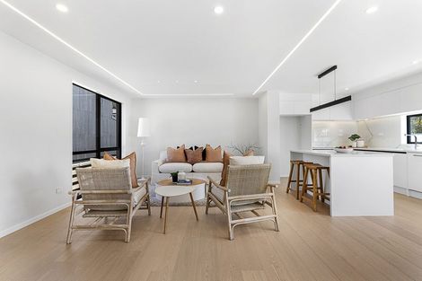 Photo of property in 3/165 Wellington Street, Howick, Auckland, 2014
