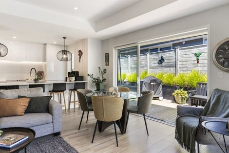 Photo of property in 25 Pitoitoi Drive, Riverhead, 0820