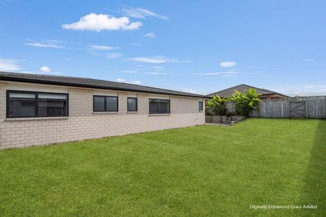 Photo of property in 13 Olney Court, One Tree Point, 0118