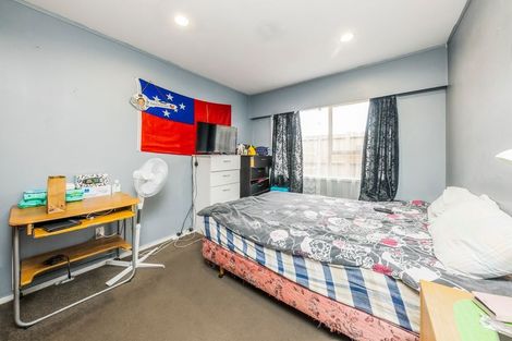 Photo of property in 2/2a Hutt Road, Manurewa, Auckland, 2102