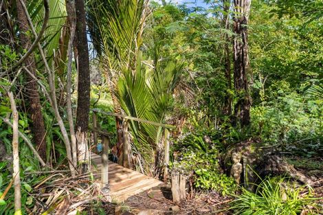Photo of property in 17 Ngahere Terrace, Opoutere, Whangamata, 3691
