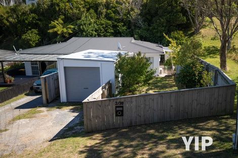Photo of property in 38f2 Salford Street, Newlands, Wellington, 6037