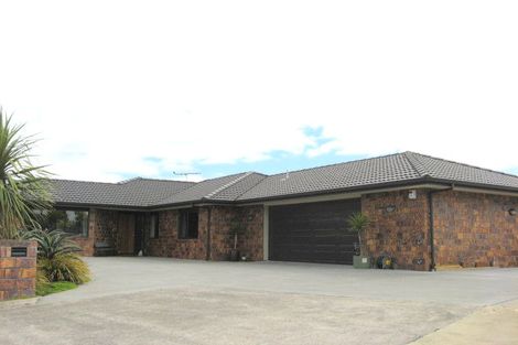 Photo of property in 25 Les Fisher Place, Pukekohe, 2120