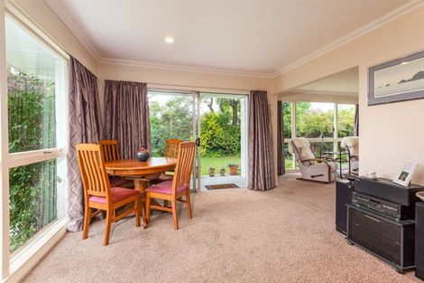 Photo of property in 23 Barnes Road, Redwood, Christchurch, 8051