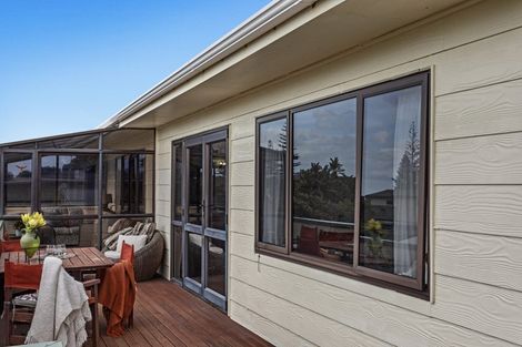 Photo of property in 25 Eruini Street, Ohope, 3121