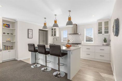 Photo of property in 16 Schooner Drive, Whitby, Porirua, 5024