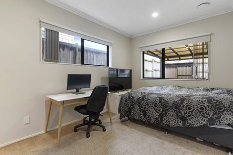 Photo of property in 25 Drumbuoy Drive, Flat Bush, Auckland, 2019