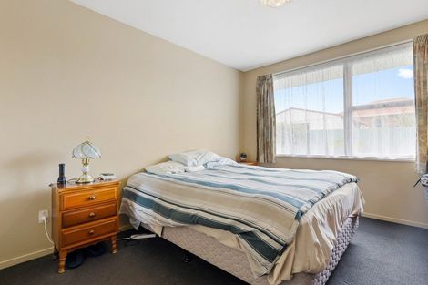 Photo of property in 17 Lake Terrace Road, Burwood, Christchurch, 8061