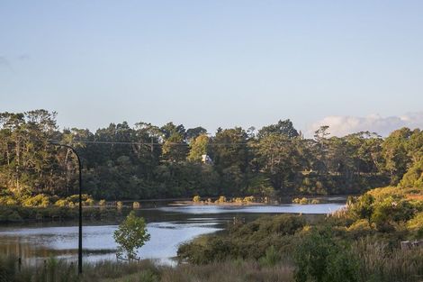 Photo of property in 12 Tauwaka Crescent, Riverhead, 0820