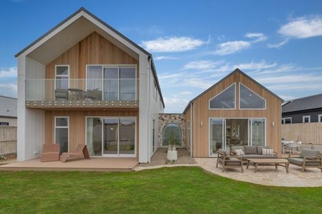 Photo of property in 38 Te Rata Boulevard, Karaka, 2124