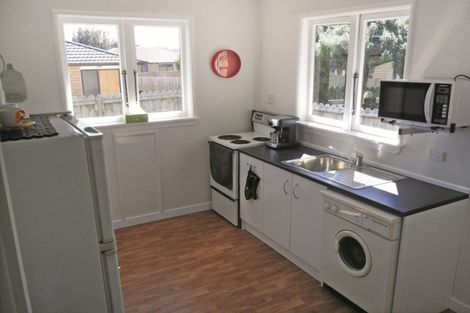 Photo of property in 49f Martyn Street, Waiuku, 2123