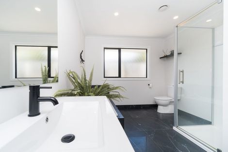 Photo of property in 6 Ngaio Street, West End, Palmerston North, 4412