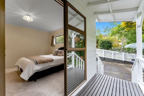 Photo of property in 2/1 Trelawny Place, Hillcrest, Auckland, 0627
