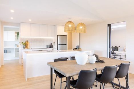 Photo of property in 2 Mccahon Drive, Rangiora, 7400