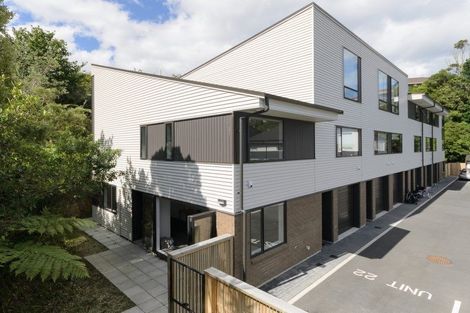 Photo of property in 18/8u Thatcher Crescent, Crofton Downs, Wellington, 6035