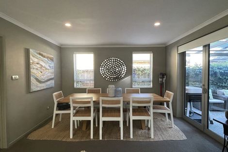 Photo of property in 6 Horizon View Road, Oteha, Auckland, 0632