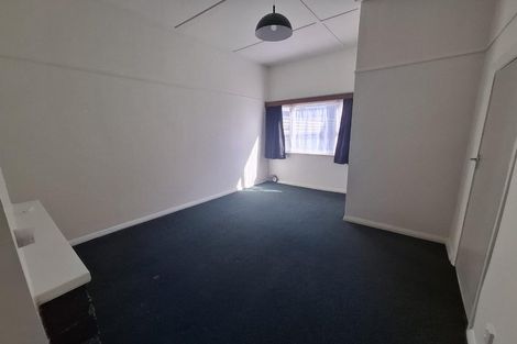 Photo of property in 25 Myrtle Crescent, Mount Cook, Wellington, 6021