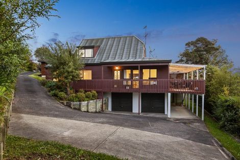 Photo of property in 22 Redfern Lane, Glenfield, Auckland, 0629