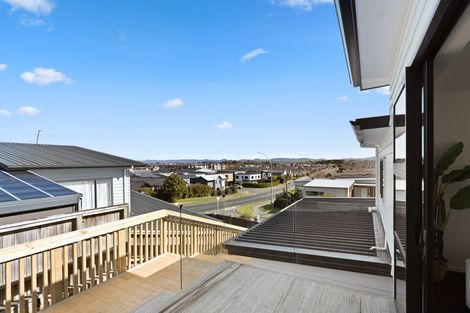 Photo of property in 4 Dulverton Rise, Flagstaff, Hamilton, 3210